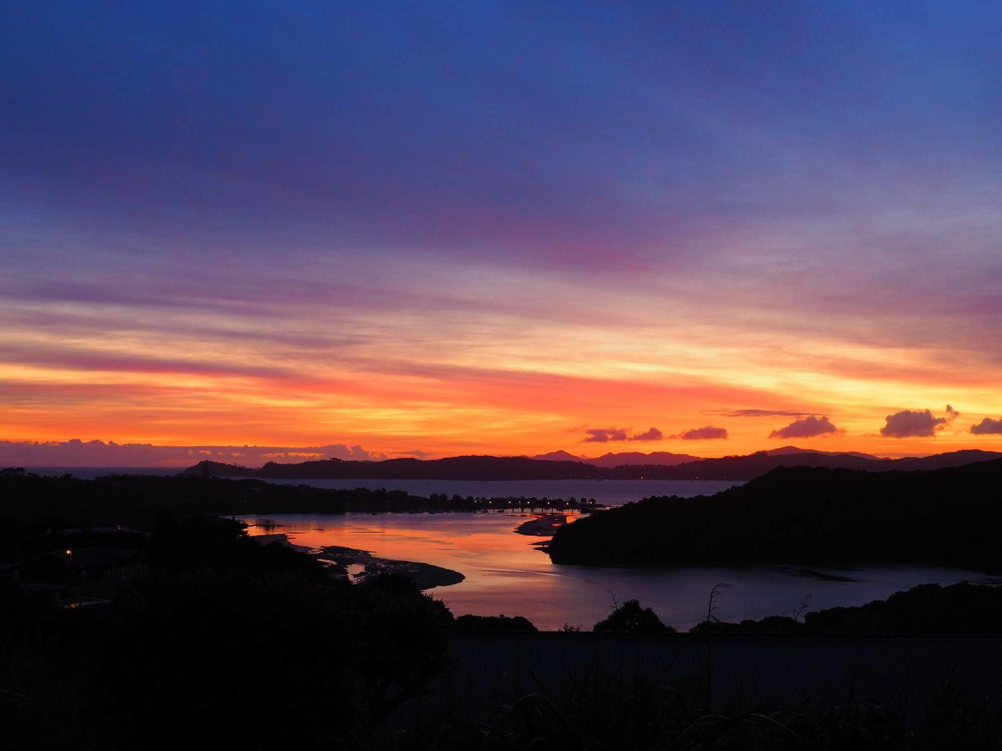 Cook'S Lookout Motel Paihia Exteriör bild